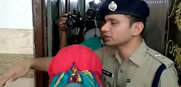  Jhansi hotel room raid indian sex scandal 2